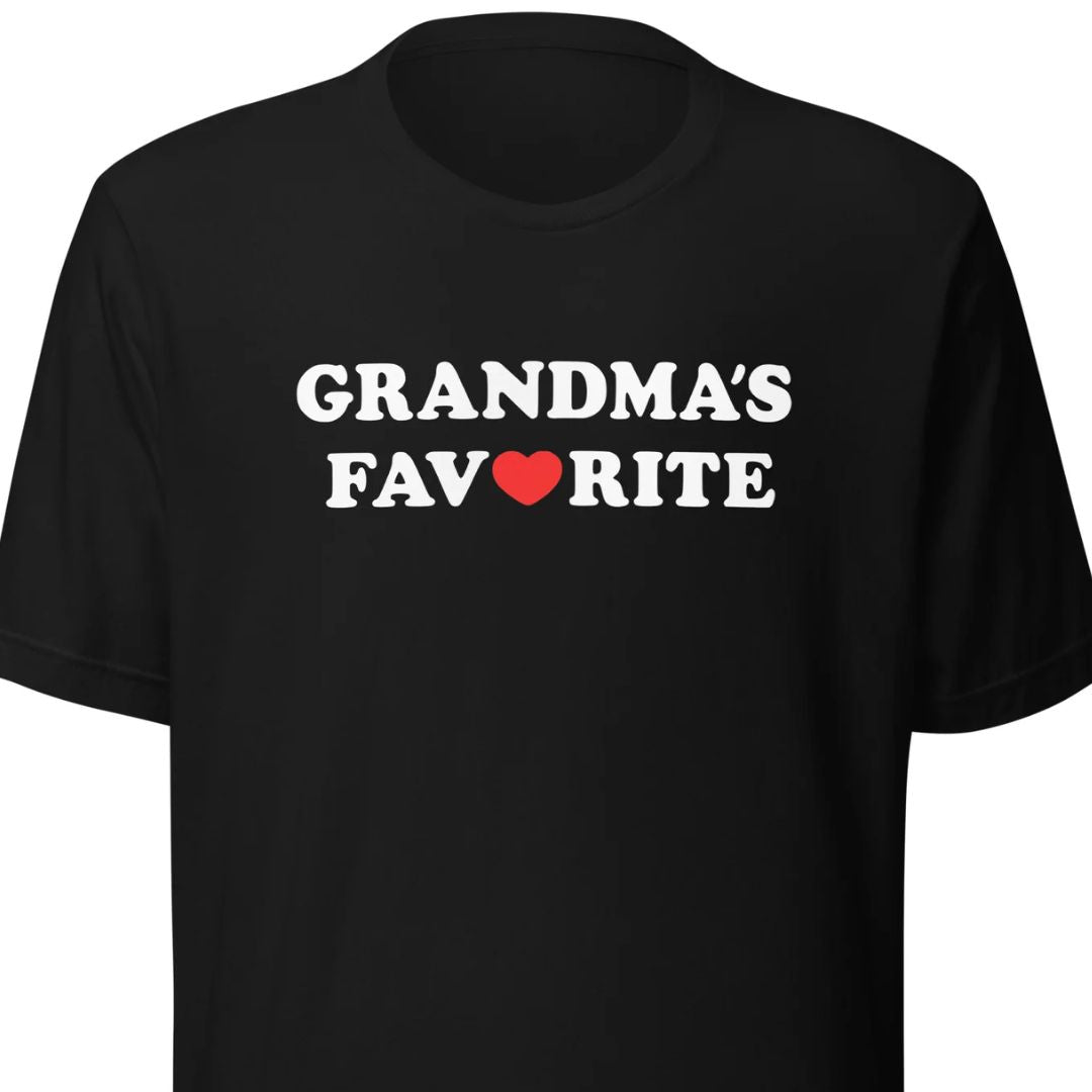Grandma’s Favorite Unisex T-Shirt - Motivansicht bei FunStuff.at
