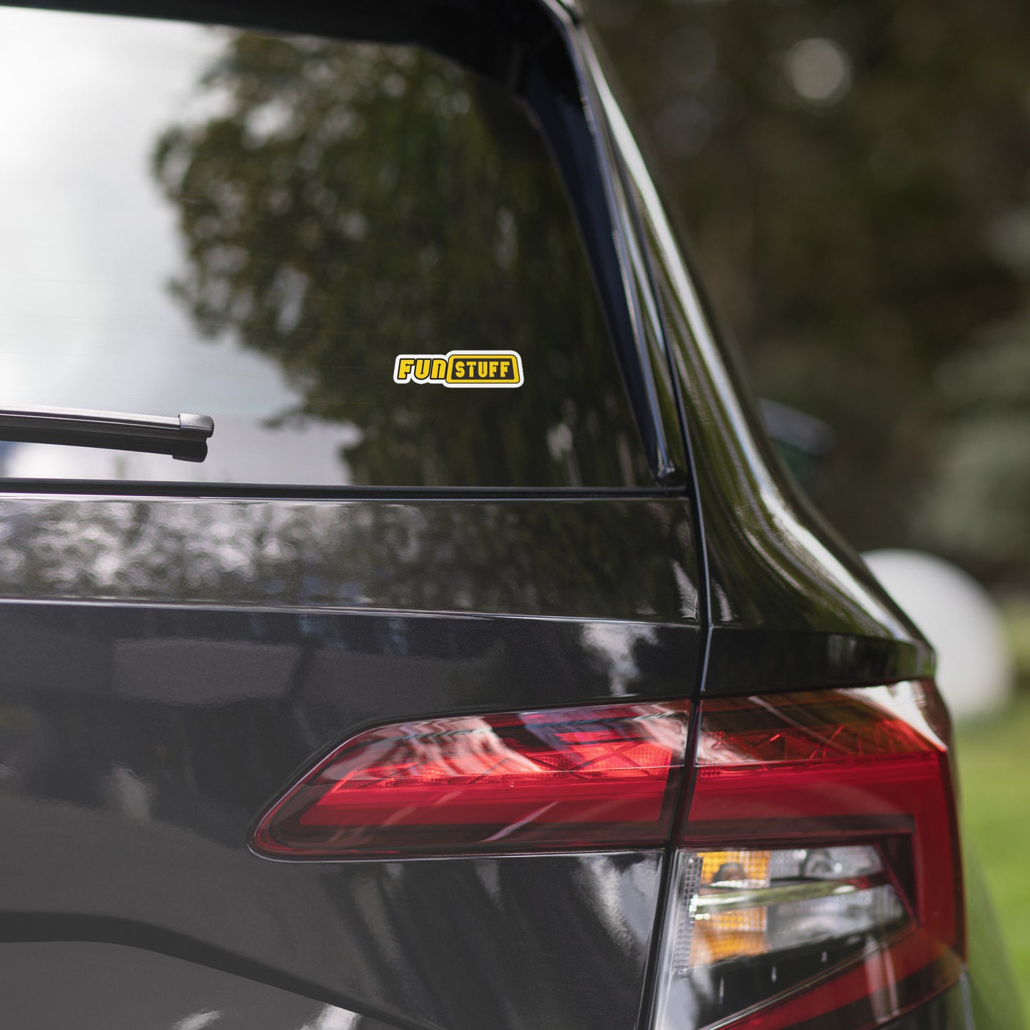 FunStuff Logo Sticker – Bubble-free