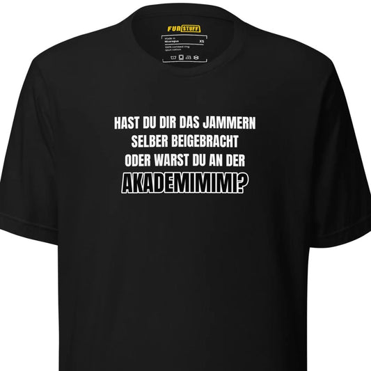 Akademimimi – Graduation in Whining