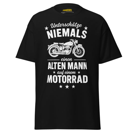 Never underestimate an old man – Unisex T-Shirt